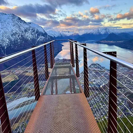 Bispen Utsikten Apartament *